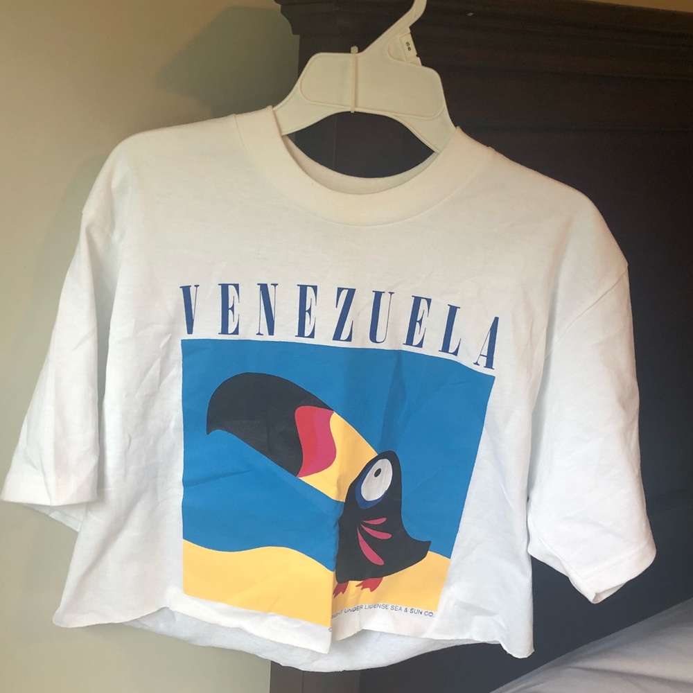 Graphic Crop Top